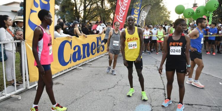 KENIANOS GANAN EN LA XXXVIII CARRERA ATLÉTICA LOMAS