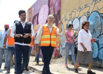 PROGRAMA DE DOMINGO DE PILAS ILUMINO EL JARDIN DE CRISTO REY EN LA COLONIA SAN LUIS