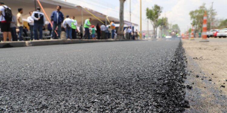 RECONOCEN TIANGUISTAS REHABILITACION DE LA CALLE HERNÁN CORTÉS