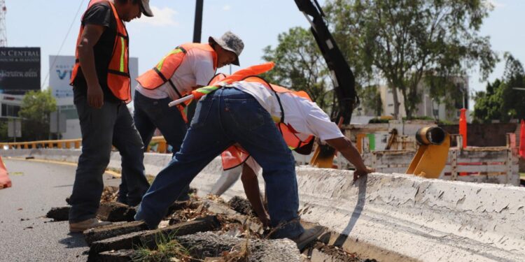 MUNICIPIO REPARA MURO DE CONTENCIÓN DE LA AVENIDA SALVADOR NAVA