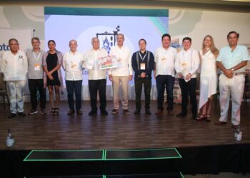 COMPROMETE GALINDO A MIGUEL TORRUCO PARA POSICIONAR LA CAPITAL POTOSINA A NIVEL INTERNACIONAL