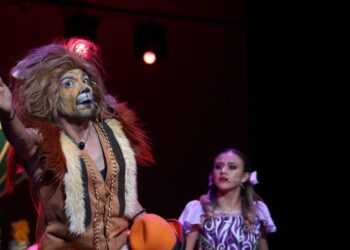 EXITOSA PRESENTACION DEL CIRCO MUSICAL DE OZ EN EL TEATRO DE LA PAZ