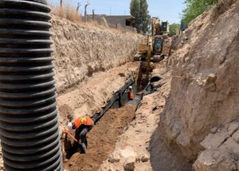 CONSTRUYE INTERAPAS COLECTOR SANITARIO “PRIMERO DE MAYO” EN SOLEDAD DE GRACIANO SÁNCHEZ