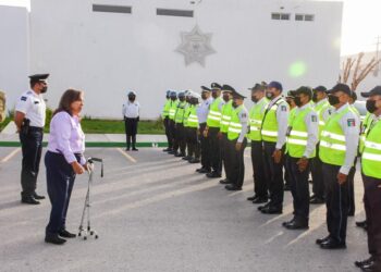 ANUNCIA ALCALDESA DE SOLEDAD AUMENTO DEL 15 POR CIENTO AL SUELDO DE POLICIAS