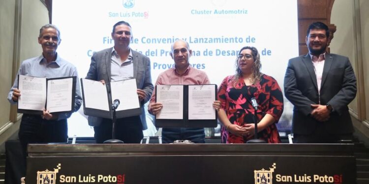 CLÚSTER AUTOMOTRIZ  Y MUNICIPIO UNEN ESFUERZO EN FAVOR DEL DESARROLLO ECONÓMICO EN SAN LUIS