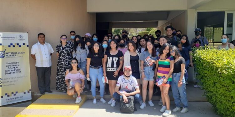 MUNICIPIO DE LA CAPITAL LLEVA “MI BRIGADA VIOLETA” A LA UASLP