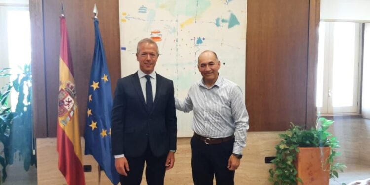 GALINDO SE REÚNE CON LA MESA DIRECTIVA DEL SENADO ESPAÑOL￼