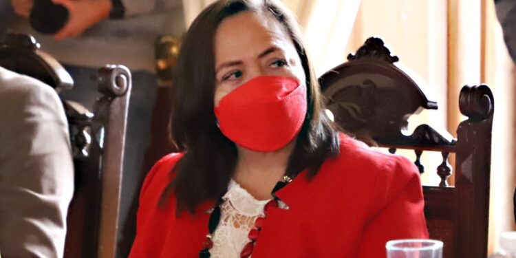 USO EFICIENTE DE RECURSOS GARANTIZA LOS COMPROMISOS LABORALES DEL AYUNTAMIENTO: REGIDORA