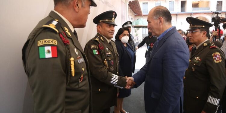 ALCALDE OFRECE COORDINAR ESFUERZOS AL NUEVO COMANDANTE DE LA 12ª ZONA MILITAR