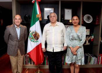 ALCALDE VUELVE A REUNIRSE CON EL SECRETARIO DE TURISMO, MIGUEL TORRUCO