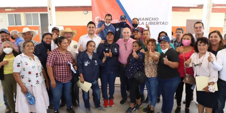 ALCALDE COMPROMETE OBRAS EN EL RANCHO LA LIBERTAD