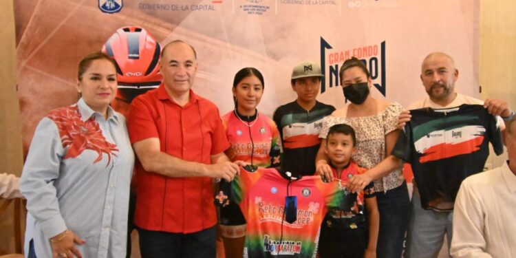 EN CD. VALLES, ALCALDE CAPITALINO PRESENTA EL GRAN FONDO NAIRO MÉXICO 2022