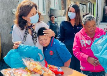 DIF MUNICIPAL ENTREGÓ APOYOS A FAMILIAS DE LA DELEGACIÓN DE LA PILA