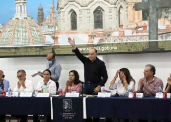 APRUEBA CONSEJO DE DESARROLLO SOCIAL MUNICIPAL RECURSO PARA PAVIMENTACIONES ￼