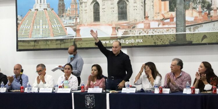 APRUEBA CONSEJO DE DESARROLLO SOCIAL MUNICIPAL RECURSO PARA PAVIMENTACIONES ￼