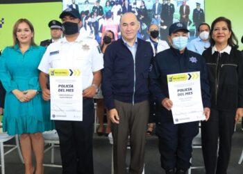GALINDO SE COMPROMETE A DUPLICAR LOS ESTÍMULOS A POLICÍAS MUNICIPALES