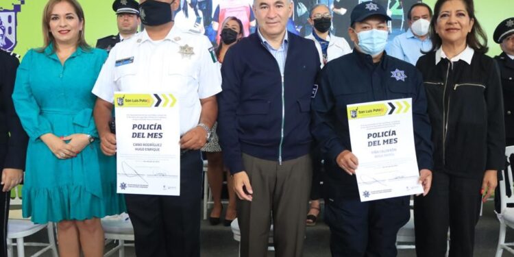 GALINDO SE COMPROMETE A DUPLICAR LOS ESTÍMULOS A POLICÍAS MUNICIPALES