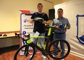 PRESENTAN ACADEMIA DE CICLISMO MUNICIPAL