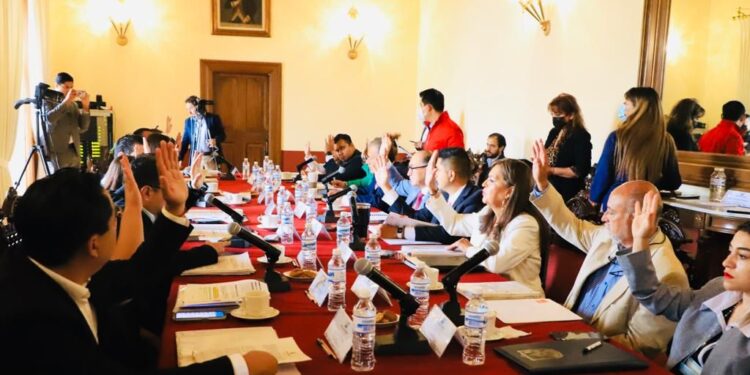 APRUEBA CABILDO NUEVO REGLAMENTO DEL SERVICIO PROFESIONAL DE CARRERA POLICIAL