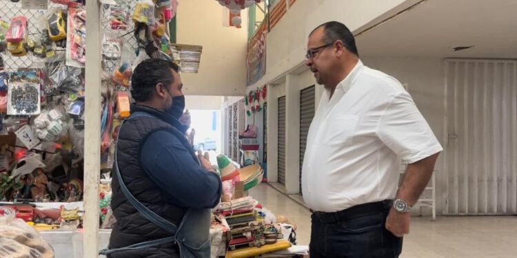 SUPERVISAN AVANCES EN LOS MERCADOS REVOLUCIÓN Y BICENTENARIO