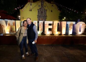 COLOCAN LETRAS MONUMENTALES EN EL BARRIO DE SAN MIGUELITO