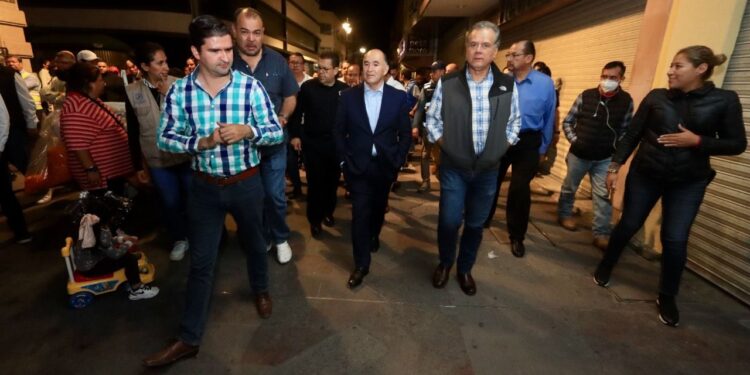 INICIA COMERCIO MUNICIPAL REORDENAMIENTO DE AMBULANTES EN EL CENTRO HISTÓRICO