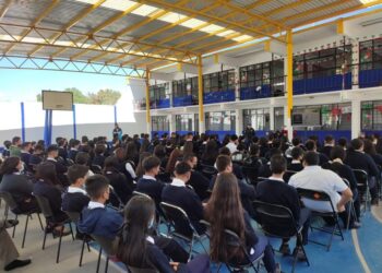 ESCUELAS MUNICIPALES RECIBEN PLÁTICAS SOBRE CIBERPROTECCIÓN