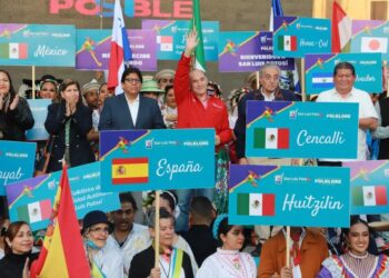 INAUGURAN LA QUINTA MUESTRA INTERNACIONAL DE FOLKLORE