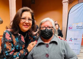 ENTREGA DIF MUNICIPAL 100 LENTES GRADUADOS A TRAVES DEL PROGRAMA CONTIGO SÍ