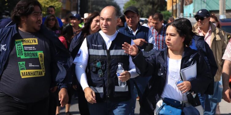 ALCALDE ANUNCIA MÁS OBRAS DE VIALIDADES POTOSÍNAS EN COLONIAS POPULARES