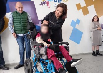 DIF MUNICIPAL ENTREGÓ APOYOS A PERSONAS CON DISCAPACIDAD