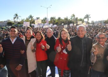 REUNE ALCALDE A TRABAJADORES DEL MUNICIPIO PARA DAR EL ARRANQUE DE ACTIVIDADES 2023