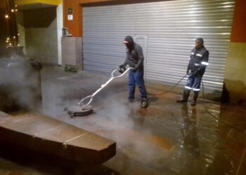 INTENSIFICAN LAS LABORES DE MANTENIMIENTO EN EL CENTRO HISTÓRICO