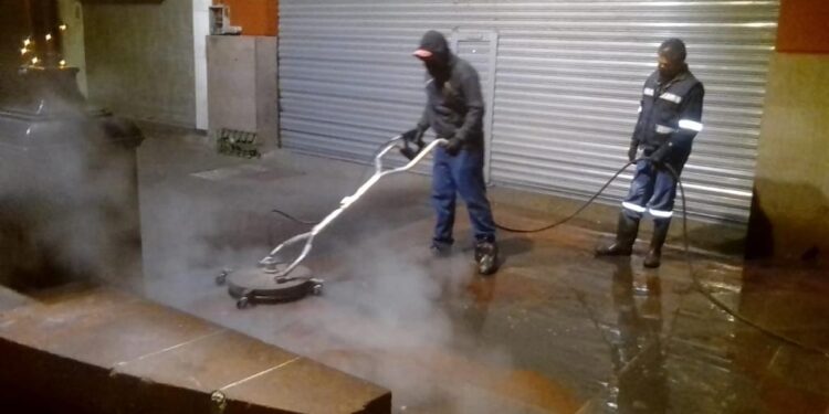 INTENSIFICAN LAS LABORES DE MANTENIMIENTO EN EL CENTRO HISTÓRICO