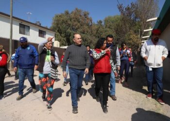 ALCALDE LLEVA A LA ZONA NORTE DE LA CIUDAD SU DOMINGO DE PILAS