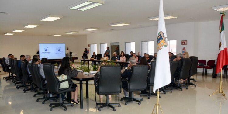 CONSEJO DE MEJORA REGULATORIA IMPULSA LA SIMPLIFICACIÓN DE TRÁMITES: GALINDO