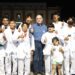 APOYA GALINDO CON UNIFORMES A ALUMNOS DE LAS ACADEMIAS MUNICIPALES DE TAEKWONDO Y KARATE