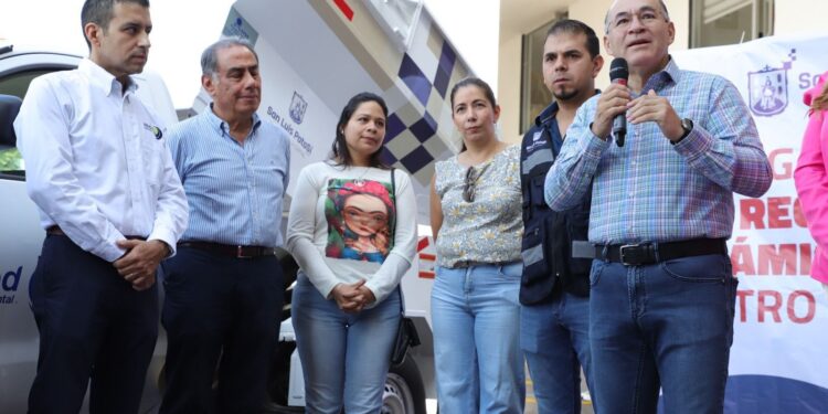 PRESENTA ALCALDE UNIDAD ESPECIAL PARA RECOLECCIÓN DE BASURA EN EL CENTRO HISTORICO