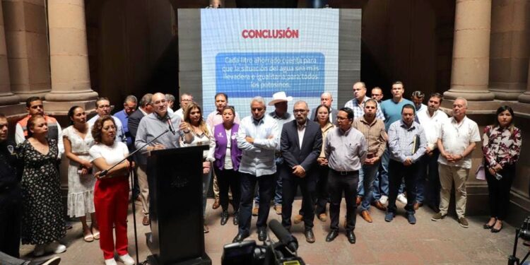 ANUNCIA EL ALCALDE NUEVAS ACCIONES PARA ENFRENTAR LA CRISIS DEL AGUA