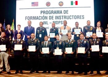 OFICIALES DE LA POLICIA MUNICIPAL RECIBIERON CERTIFICACION INTERNACIONAL
