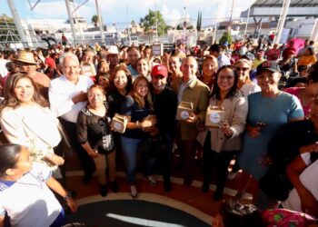 DIF MUNICIPAL HACE ENTREGA MASIVA DE BENEFICIOS DE LOS PROGRAMAS SI POR LA NIÑEZ SANA Y LA RUTA DE LA SALUD