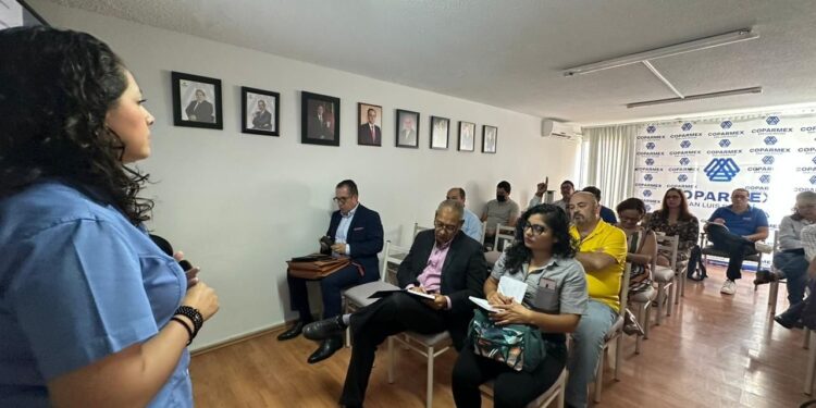 COMERCIO MUNICIPAL IMPARTE TALLERES INFORMATIVOS A ORGANISMOS EMPRESARIALES