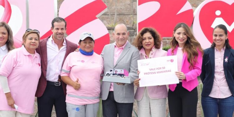 ARRANCA DIF MUNICIPAL CAMPAÑA ROSA 2023 EN APOYO A LA SALUD DE LA MUJER POTOSINA