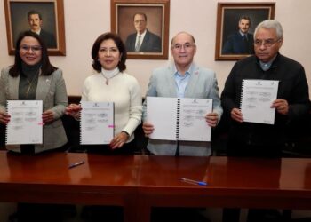 MUNICIPIO FORTALECE CON CERTEZA ADMINISTRATIVA Y FINANCIERA A PUERTA VIOLETA Y A LA UNIDAD JURIDICA FAMILIAR