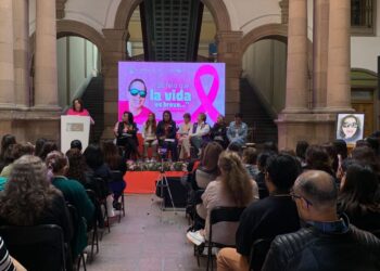 CONMEMORA MUNICIPIO EL DÍA DE LA LUCHA CONTRA EL CÁNCER DE MAMA