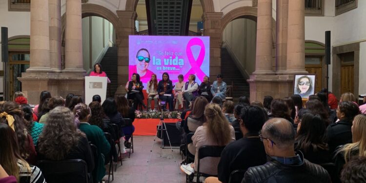 CONMEMORA MUNICIPIO EL DÍA DE LA LUCHA CONTRA EL CÁNCER DE MAMA