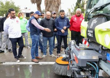 DIARIAMENTE SE RECOGEN MAS DE MIL CIEN TONELAS DE BASURA EN LA CIUDAD  