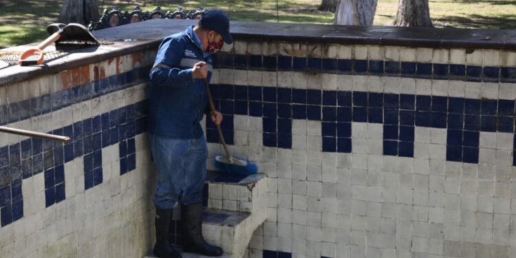 MUNICIPIO DA MANTENIMIENTO A LA FUENTE DE LA ALAMEDA