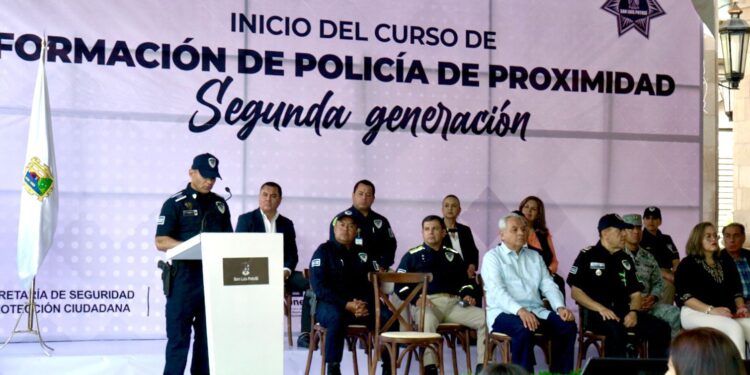 INAUGURAN CURSO DE FORMACIÓN POLICIAL PARA 92 CADETES
