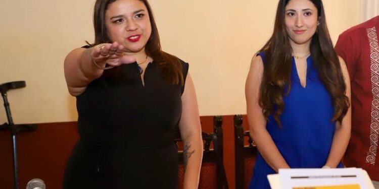 CABILDO DESIGNA POR UNANIMIDAD A DANIELA CID COMO ALCALDESA INTERINA